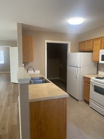 712 Oakmont Rd #3 - Photo 4 of 14