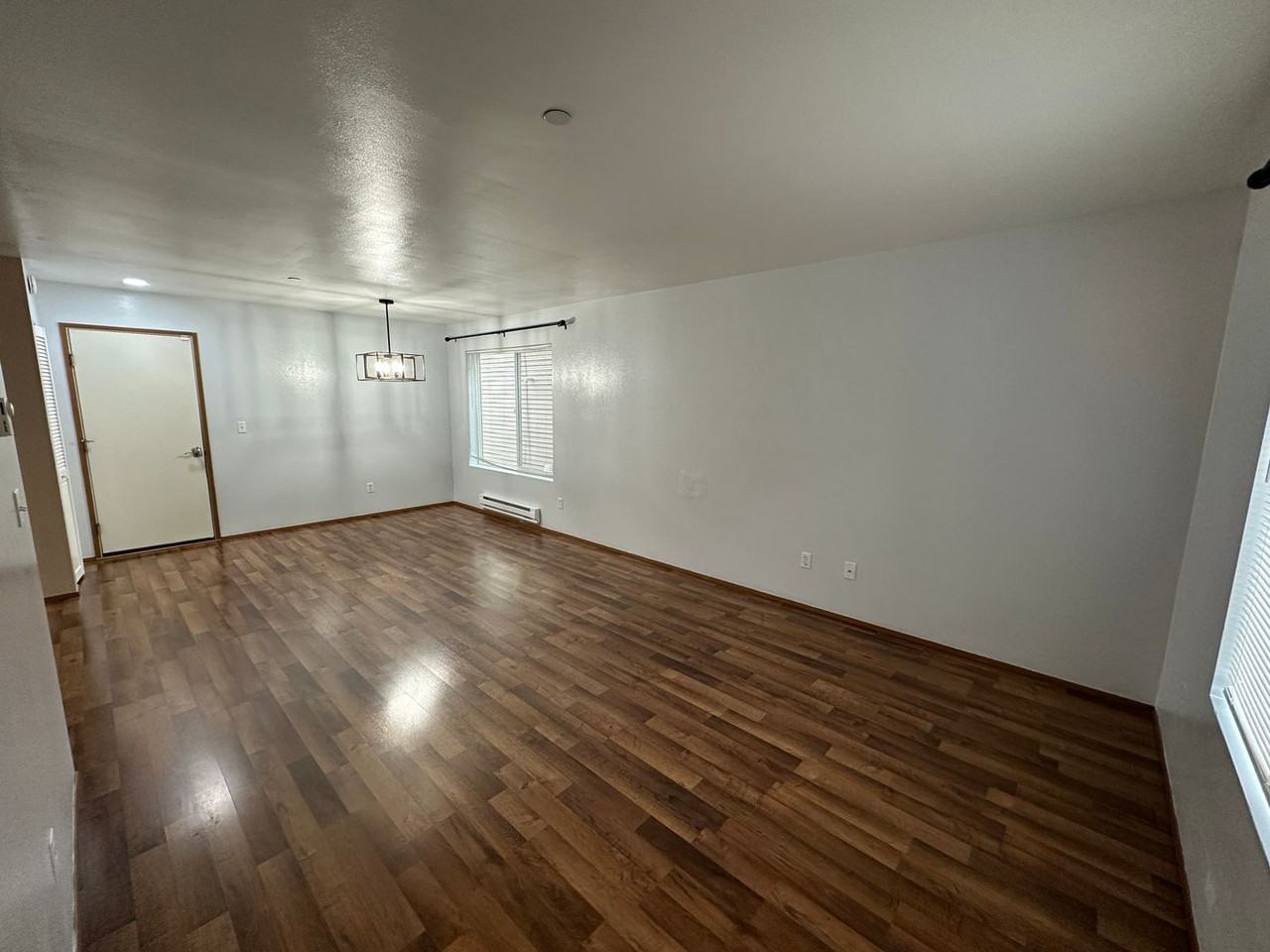 1426 Grant Ave - Photo 3 of 17