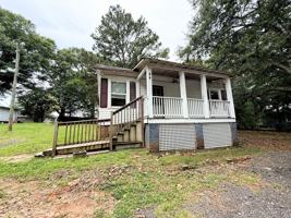 featured image of 84 Arnco 2nd St