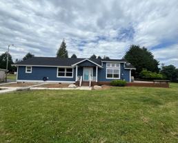 5469 S Shore Dr - Photo 1 of 1