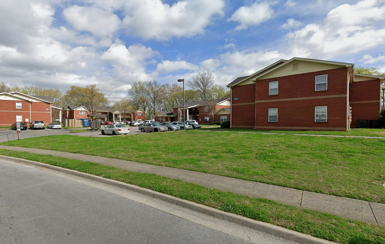 Spring Branch Apartments - Photo 2 of 7