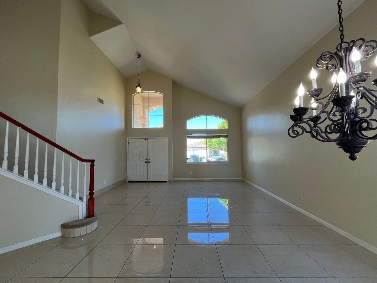 1686 Kleck Rd - Photo 4 of 16