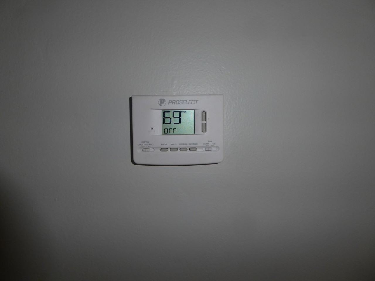 2031 N Parish Pl - Photo 3 of 15