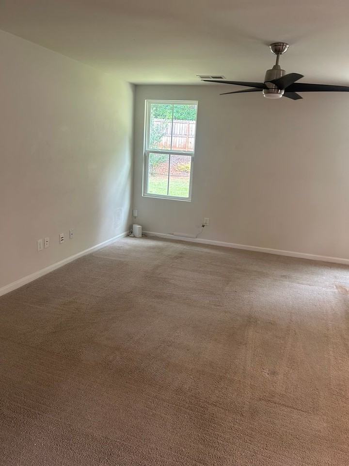 111 111 Porchester Lane - Photo 5 of 18