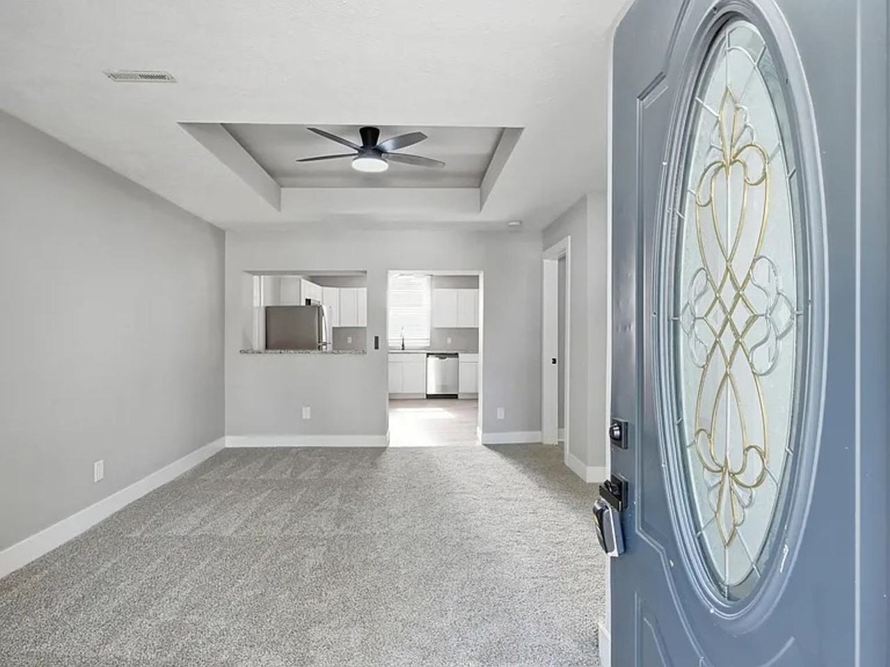 504 Harris St - Photo 3 of 20