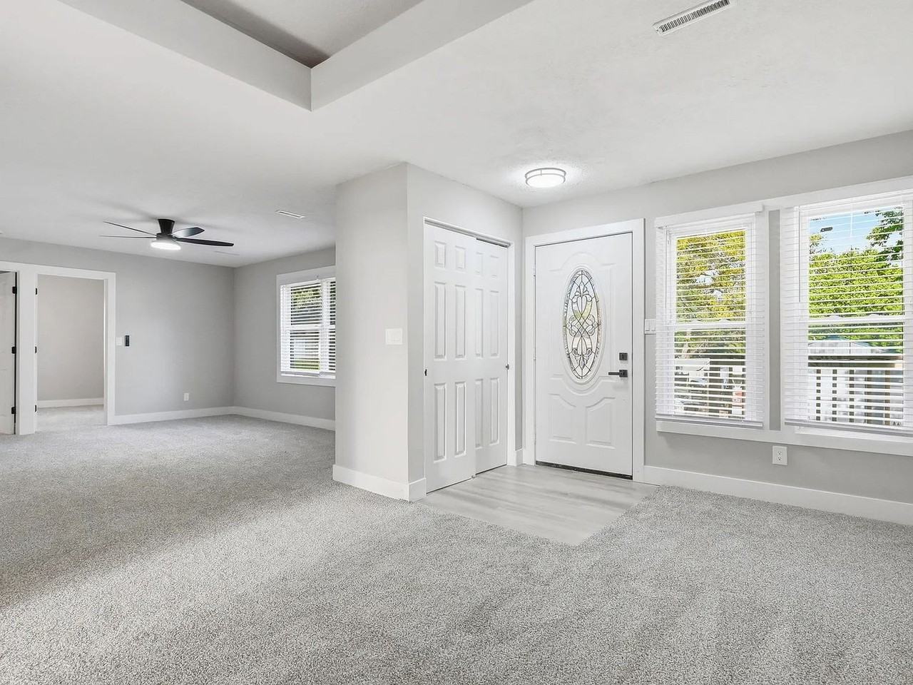 504 Harris St - Photo 4 of 20