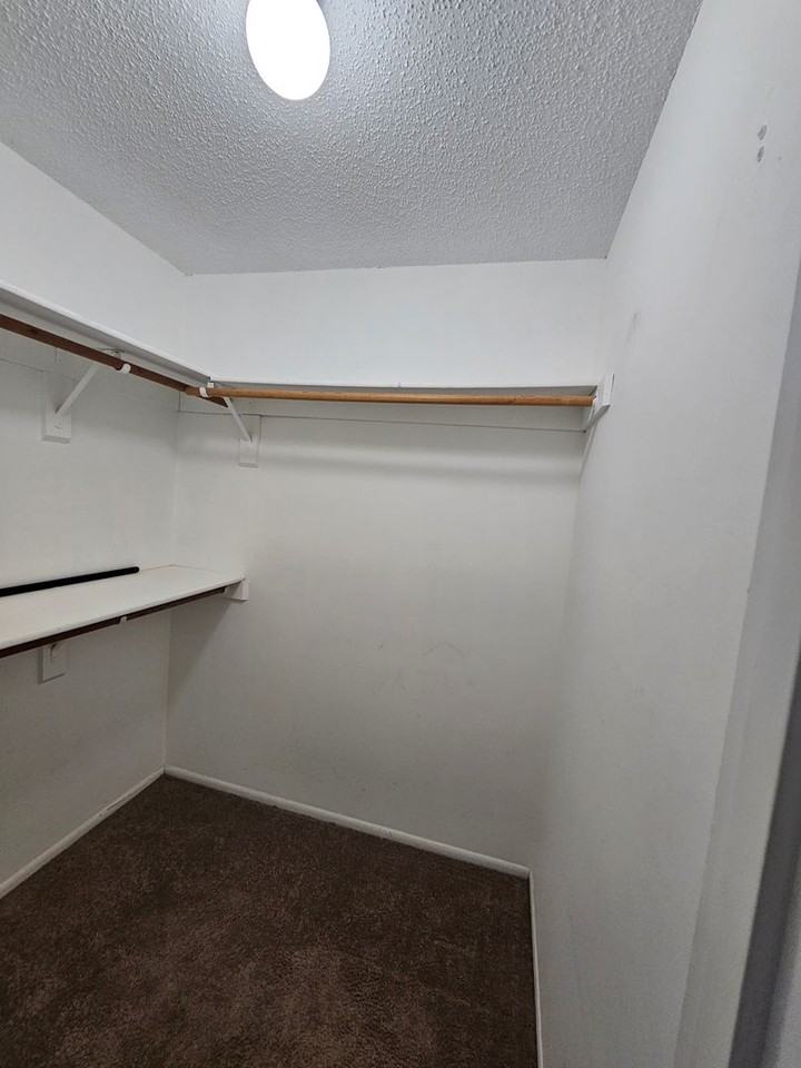 105 Keith Ct - Photo 6 of 18