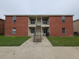 featured image of 3407 Toledo Dr