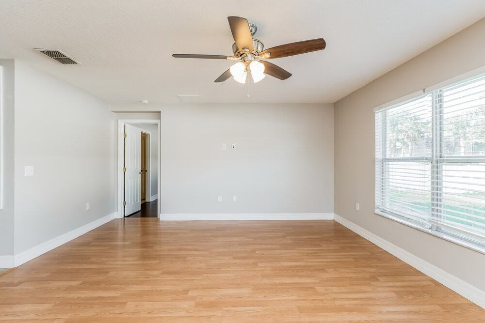 4505 Barbados Loop - Photo 3 of 16