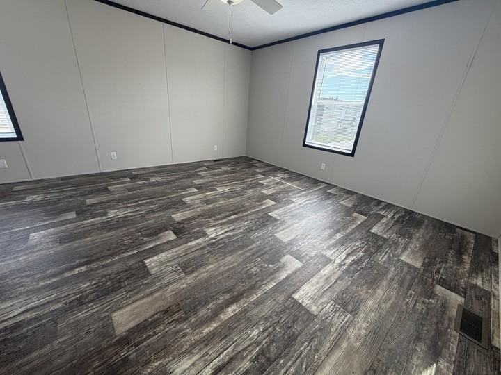 38019 Leverette Ave #500 - Photo 2 of 25