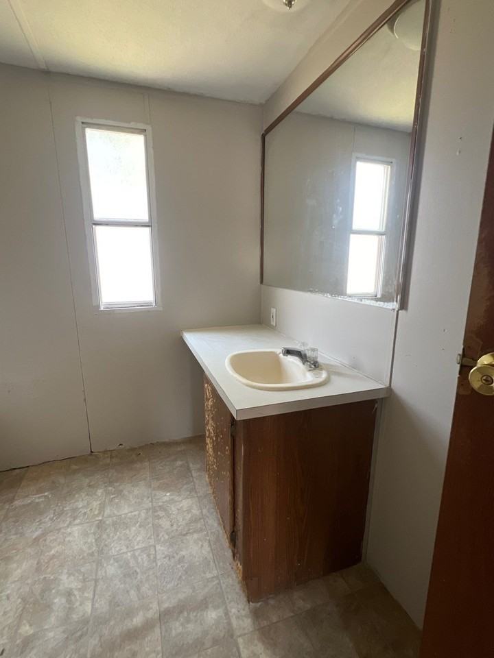 270 S Walnut St Trlr 2 #LOT2 - Photo 6 of 10