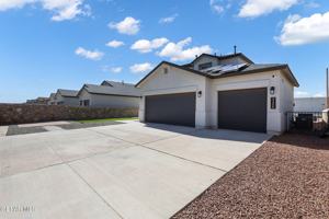 featured image of 2420 Sammy Cervantes St #1