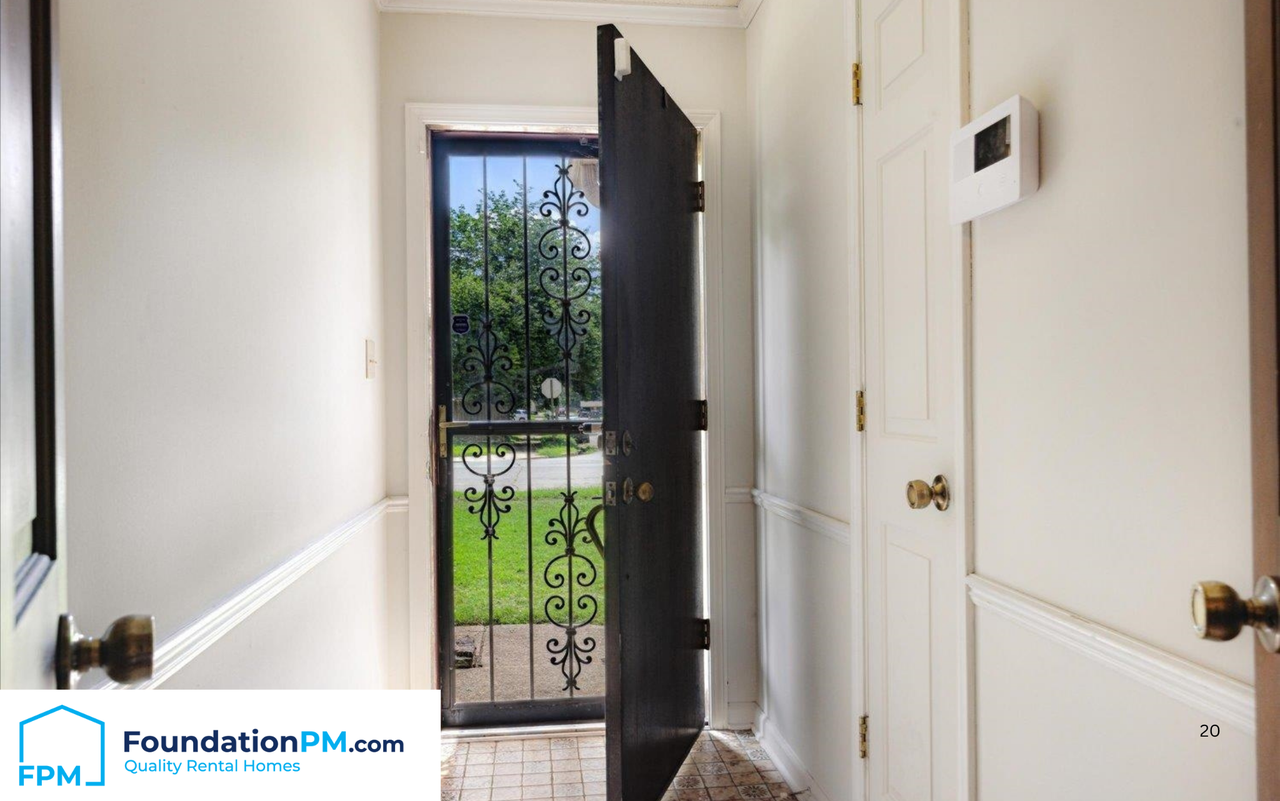 4377 Springwind Rd #1 - Photo 6 of 14