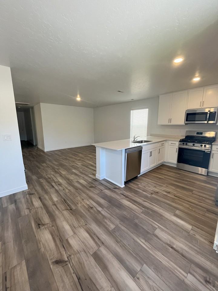 302 S Persian Ave #302 - Photo 6 of 13