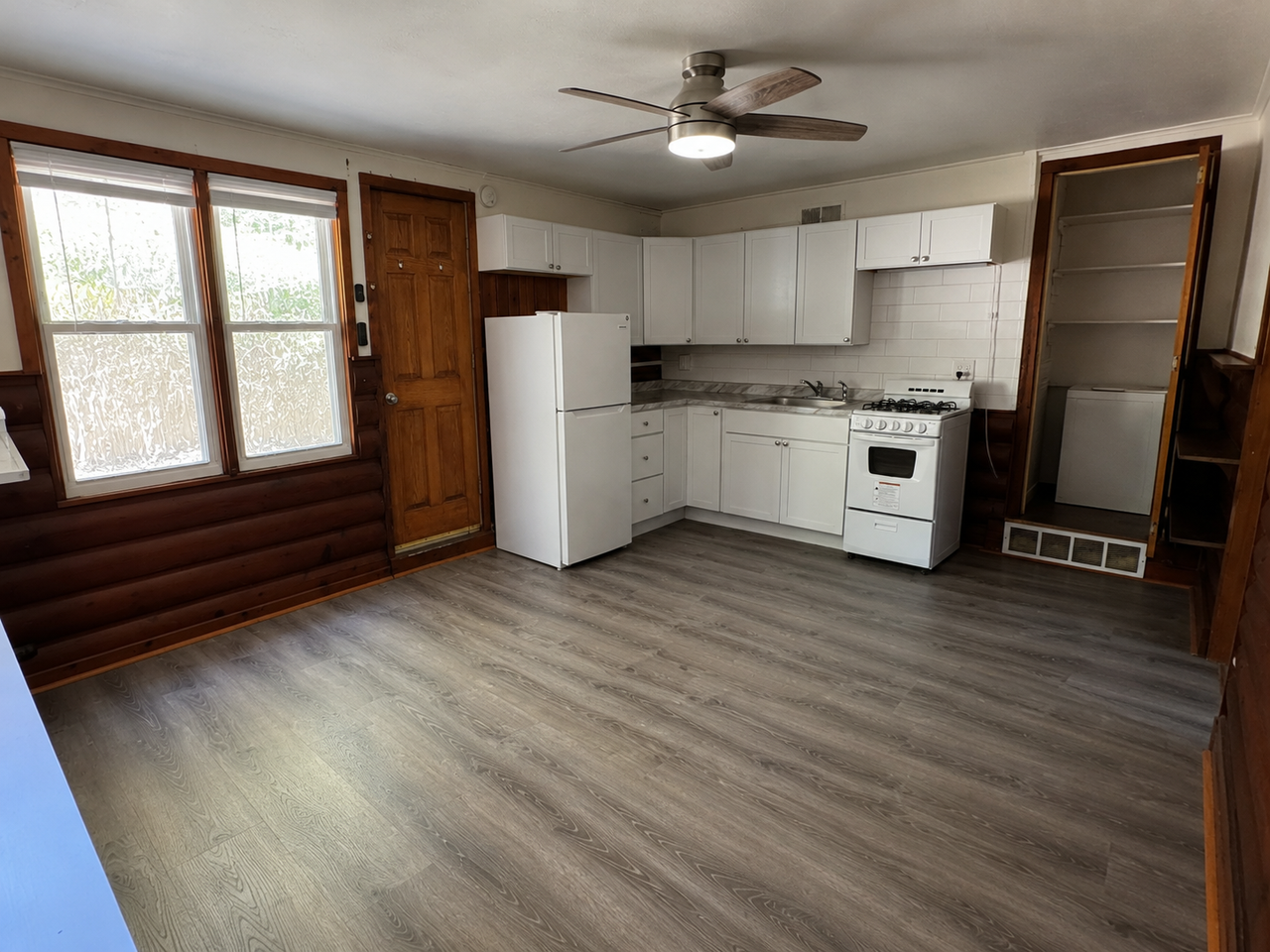 416A Manitowish St #A - Photo 2 of 9