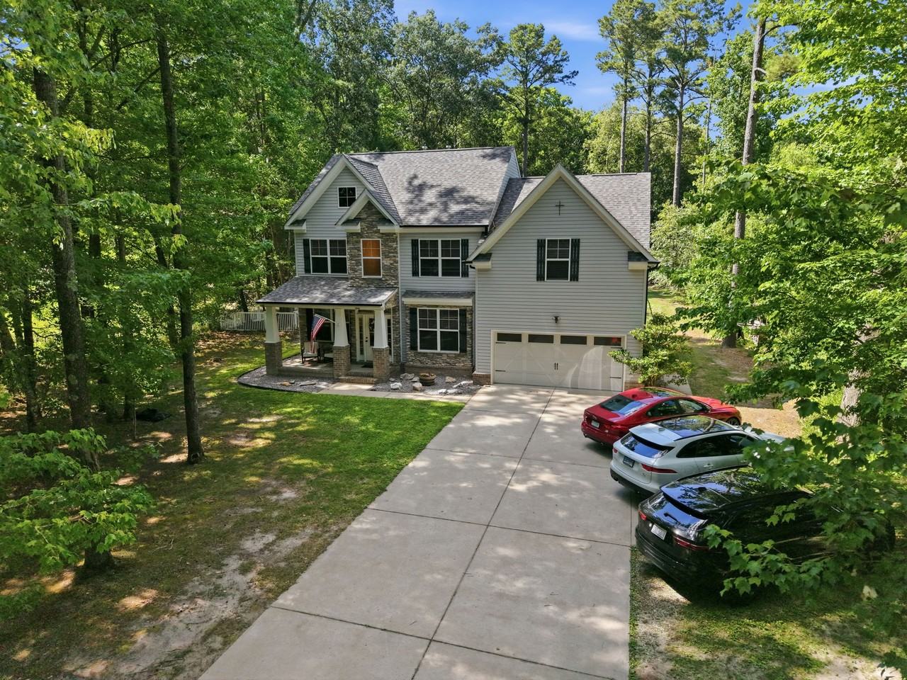 1041 Scenic Blvd #1 - Photo 3 of 50