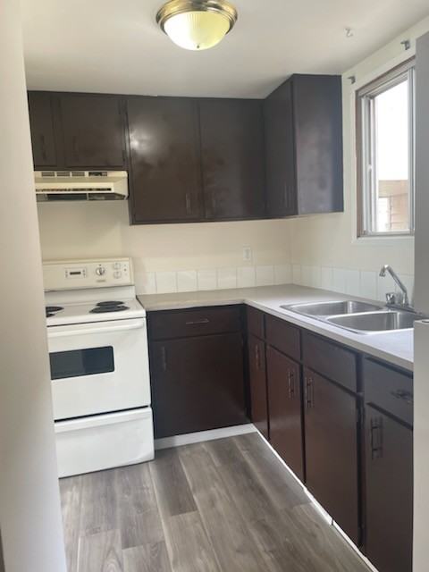 8904 8904 102 Ave. Village St. John #8904 - Photo 5 of 9