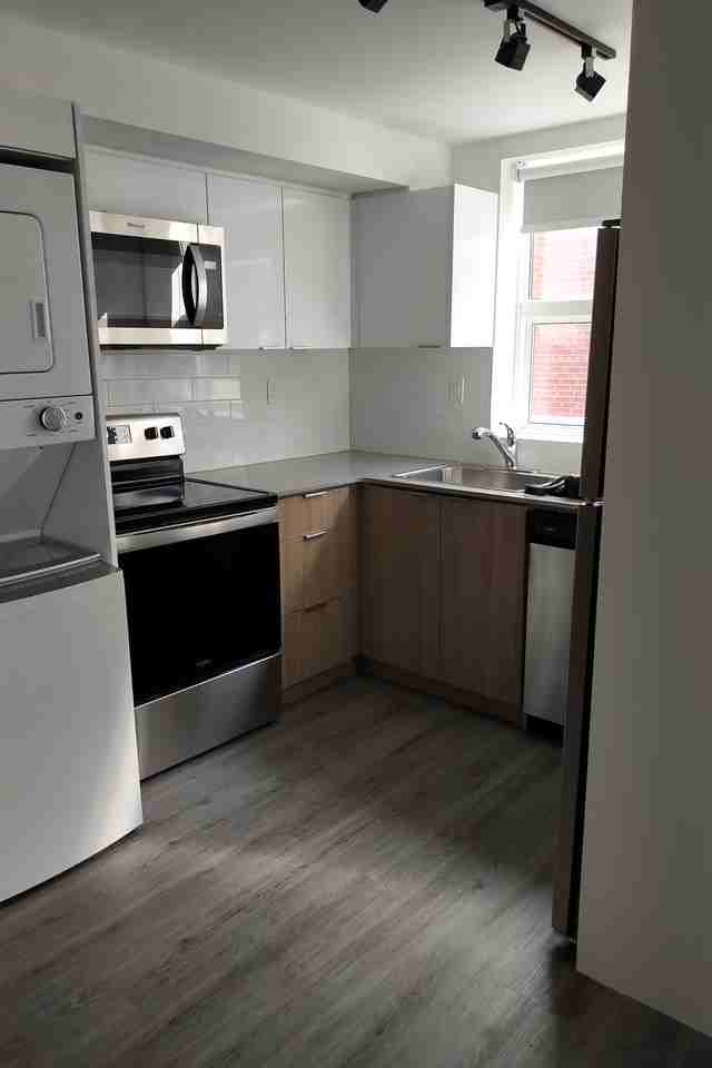 9 Fraserwood Avenue - Photo 3 of 10