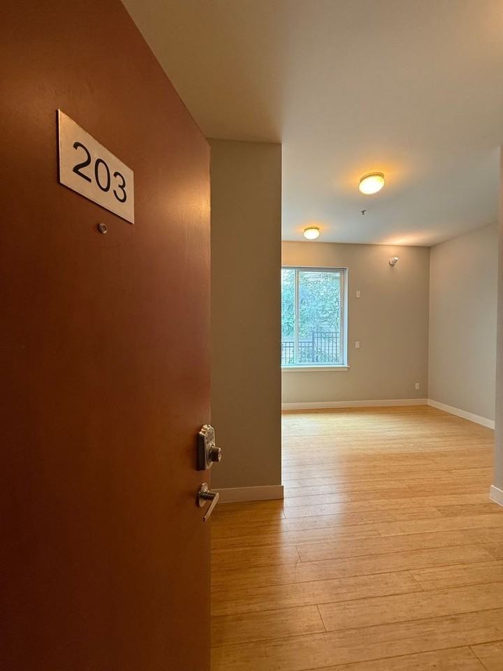 The Den Apartments - Photo 2 of 9