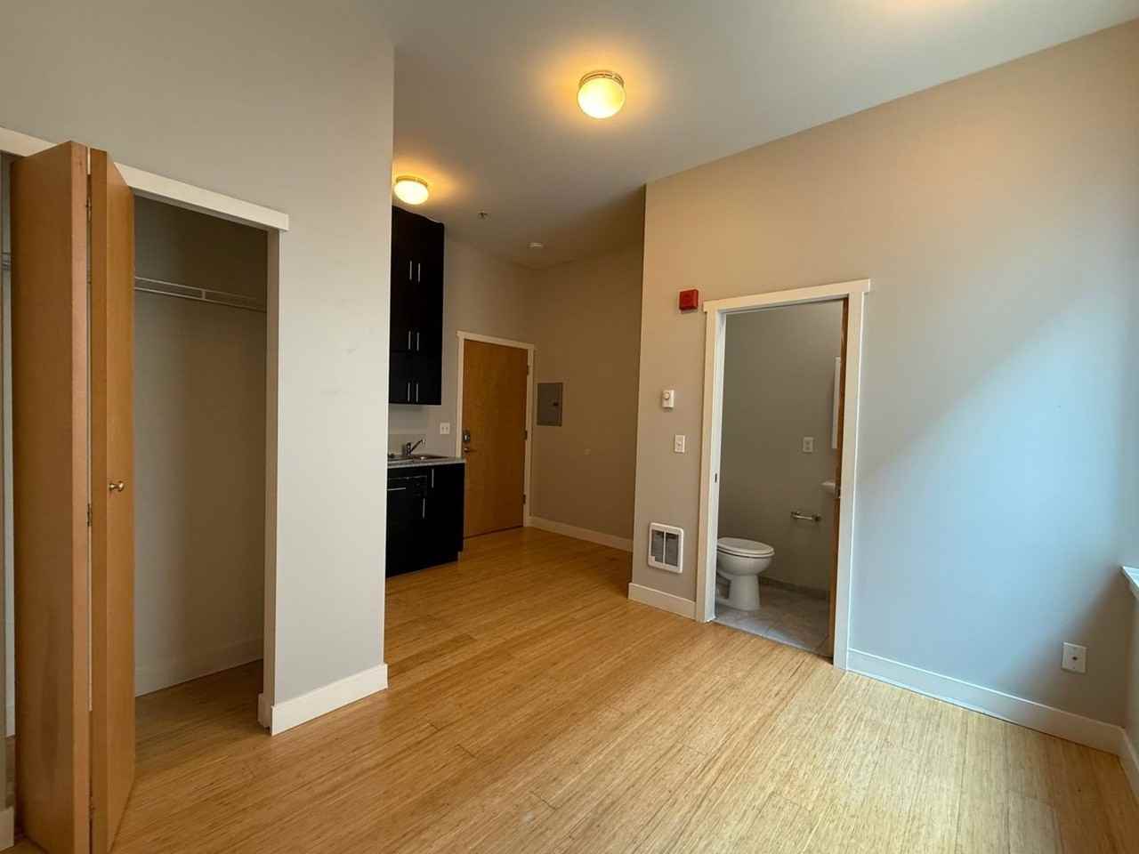 The Den Apartments - Photo 4 of 9