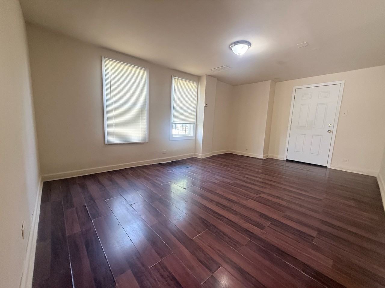 3000 S Kedvale Ave 1st Fl #1stFLREAR - Photo 6 of 12
