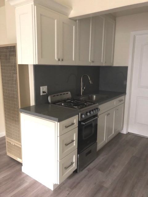 2115 Haste St #307 - Photo 4 of 11