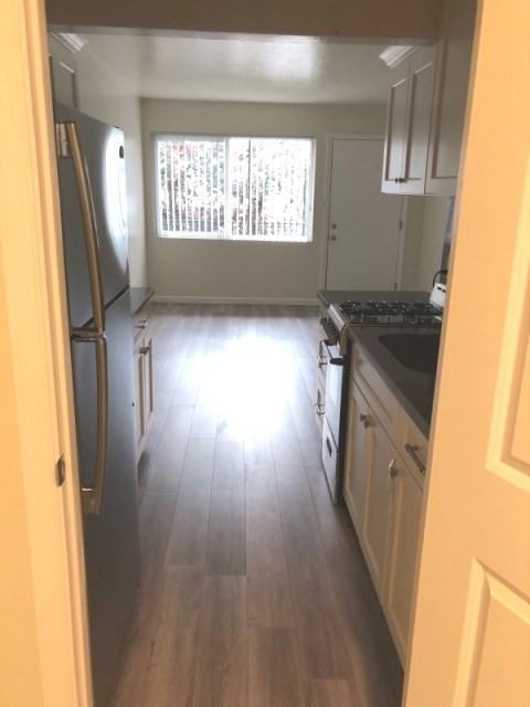 2115 Haste St #307 - Photo 7 of 11
