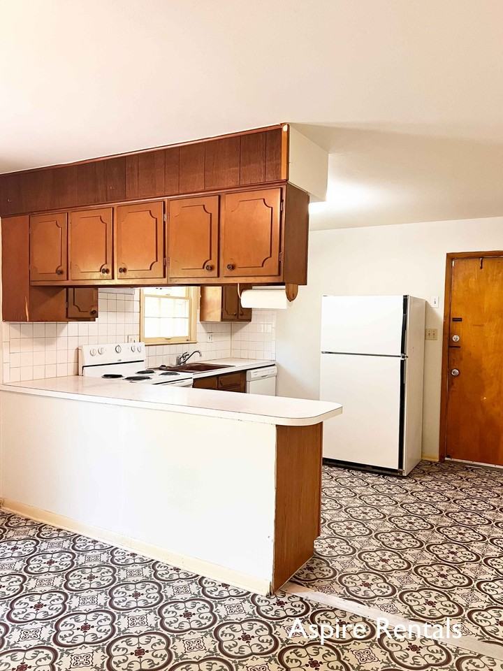 2504 Quail Dr #A - Photo 5 of 13