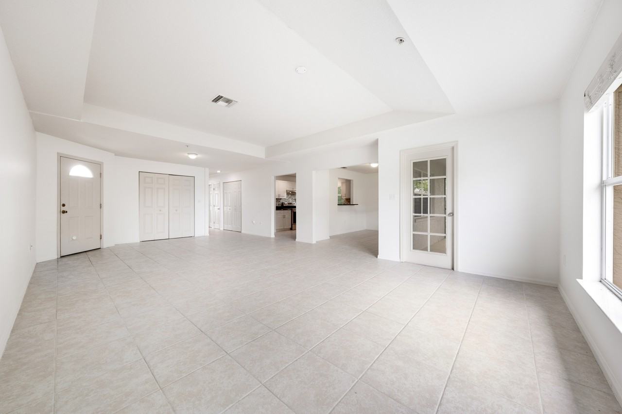 371 Bobby Jones Rd #1 - Photo 4 of 21