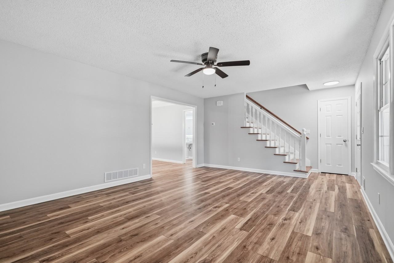 2794 Misty Ct #1 - Photo 5 of 33