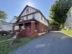221 3rd Street - 3 Downstairs - Photo 1 of 1