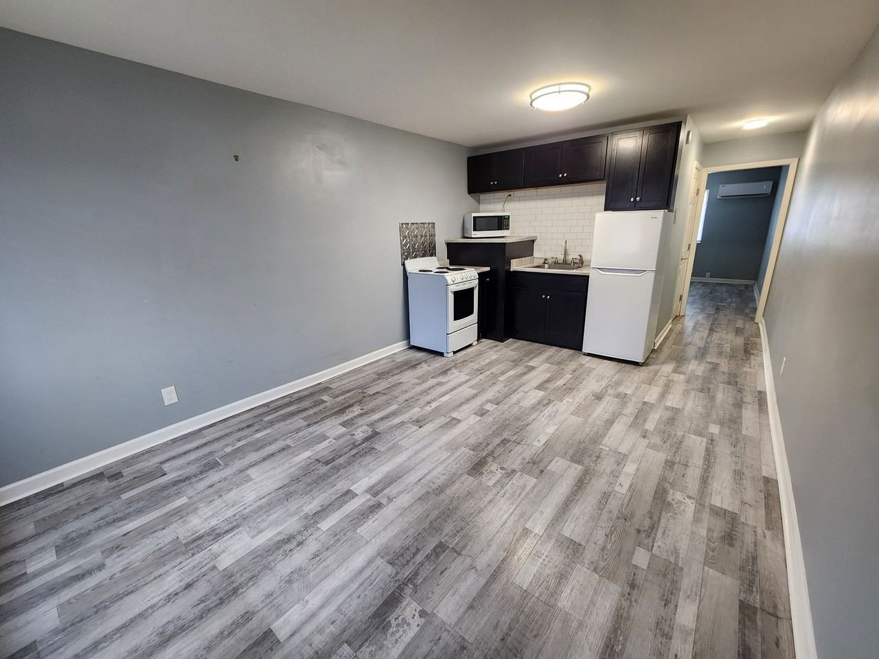 Woodruff Apartments - Photo 2 of 8
