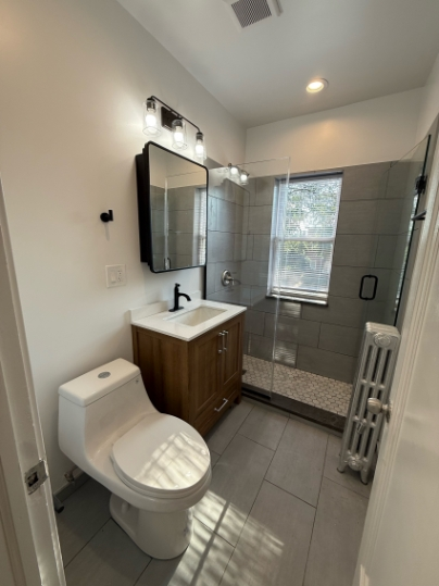 2953 North Linder AvenueApt 1 #2953-1 - Photo 3 of 11