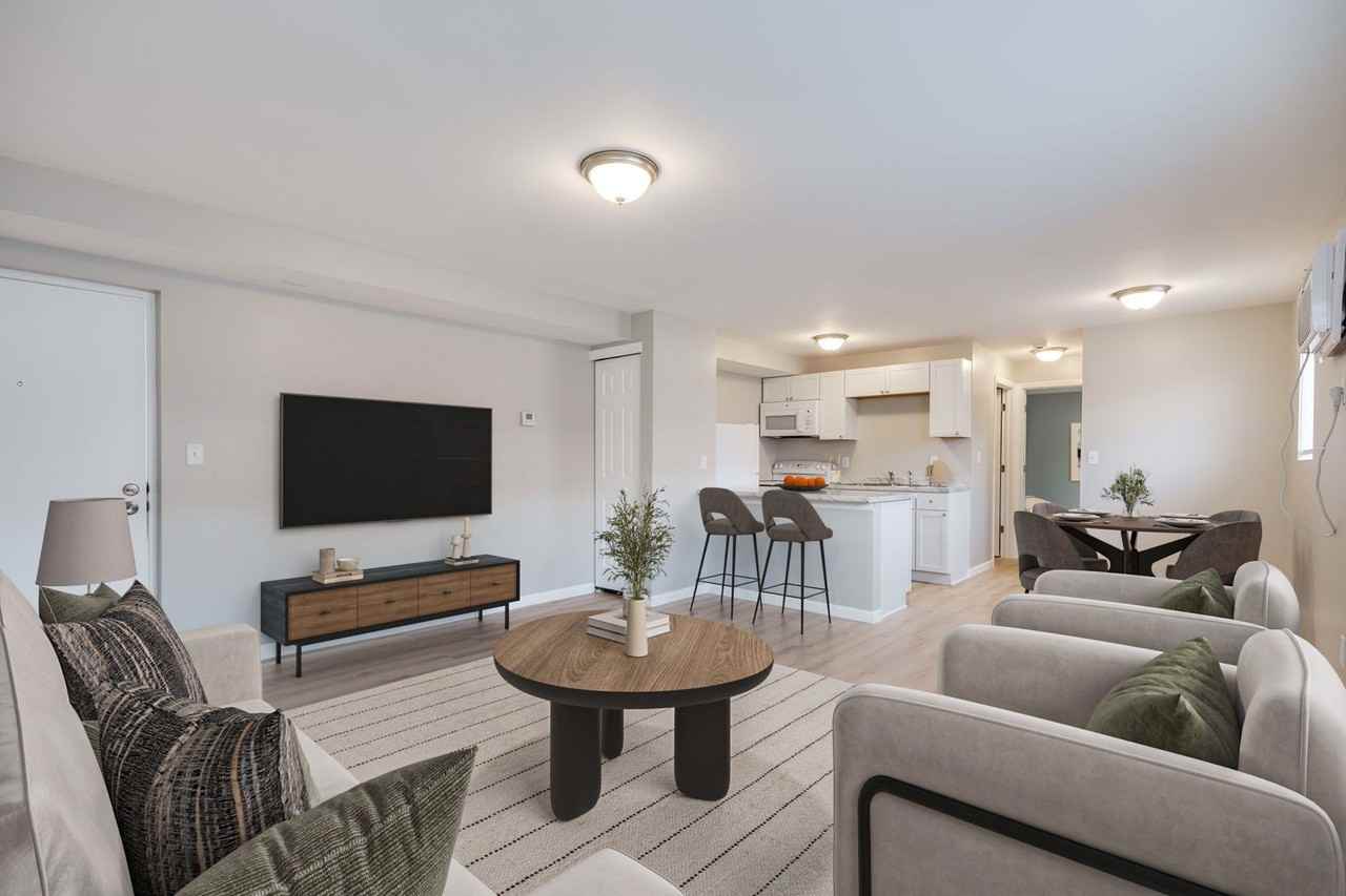 South Terrace Apartments – Comfort & Convenience in Cincinnati! - Photo 2 of 9