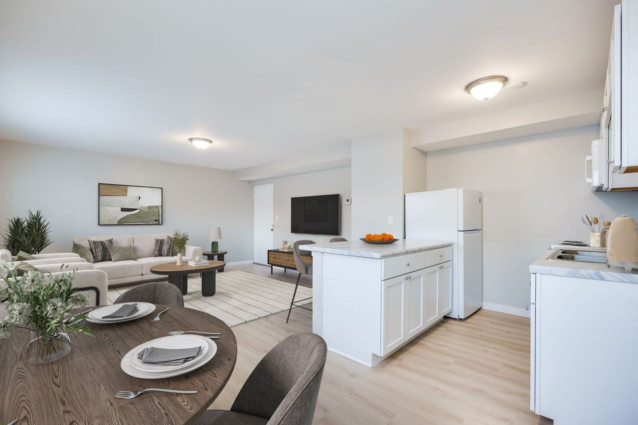 South Terrace Apartments – Comfort & Convenience in Cincinnati! - Photo 5 of 9