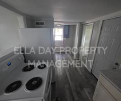 featured image of 2212 S Santa Fe St #1