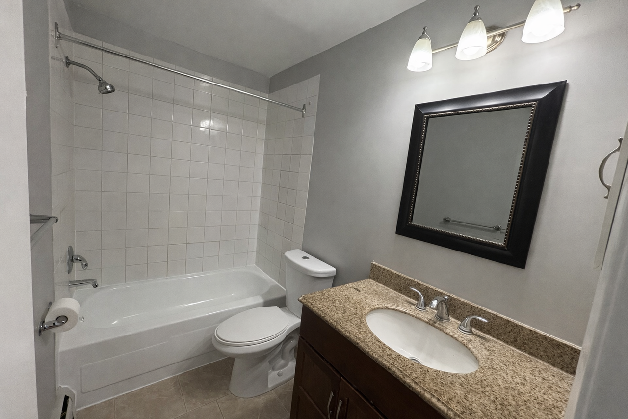 50 201-50 Queenston Drive #201 - Photo 7 of 11