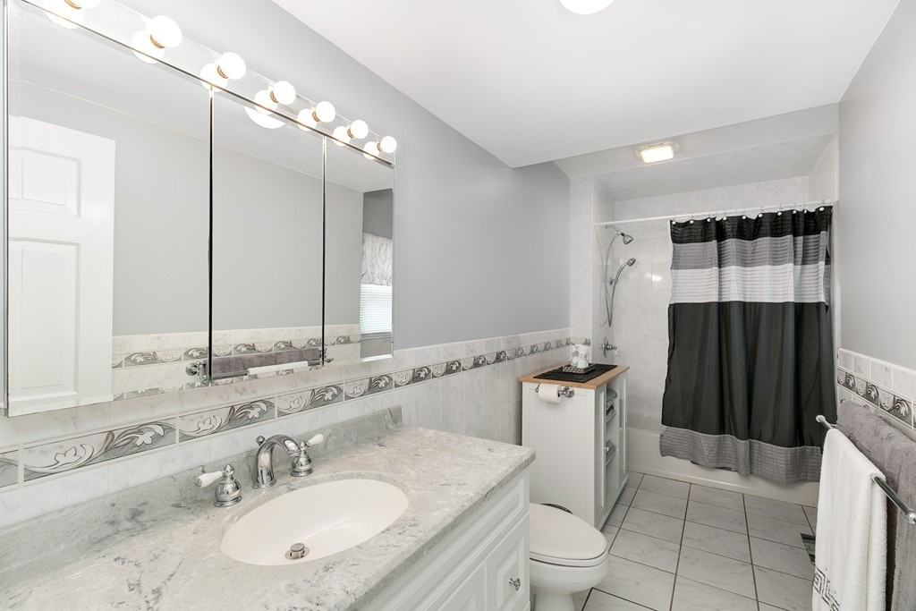 96 Sunrise Dr #1 - Photo 4 of 15