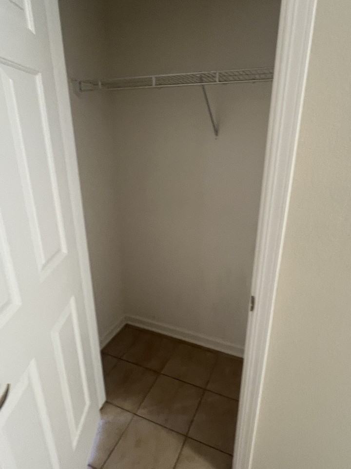1205 Shadow Glen Ln #1 - Photo 6 of 50
