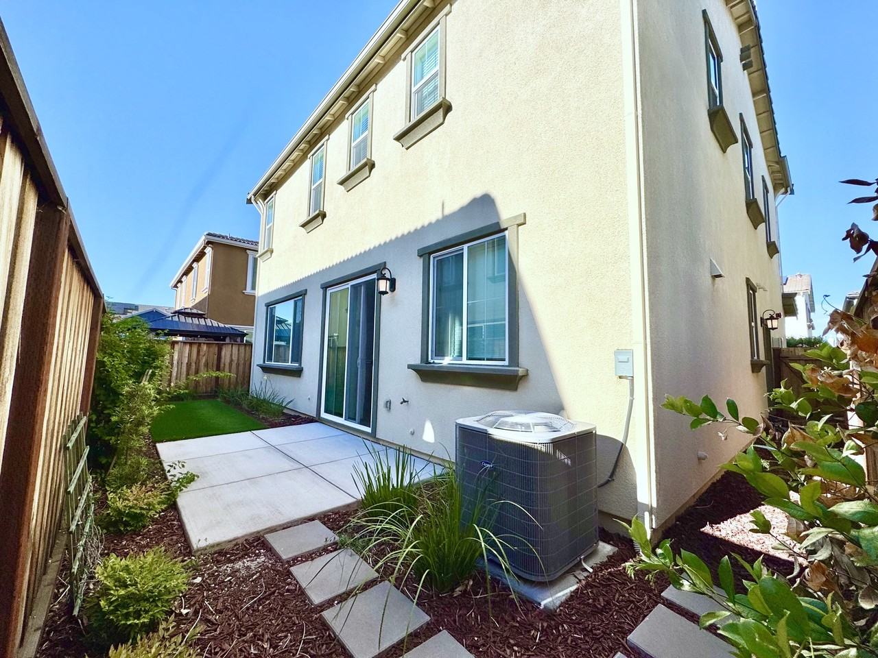 7253 Vinny Pl #MAIN - Photo 3 of 50