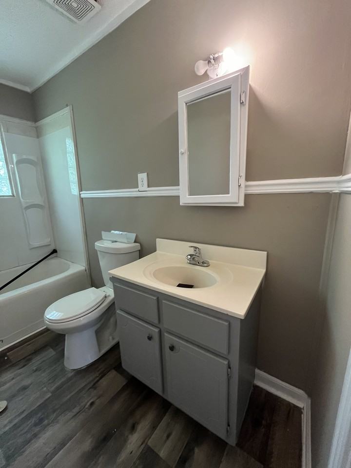 438 Lennanwood Ave #1 - Photo 7 of 9