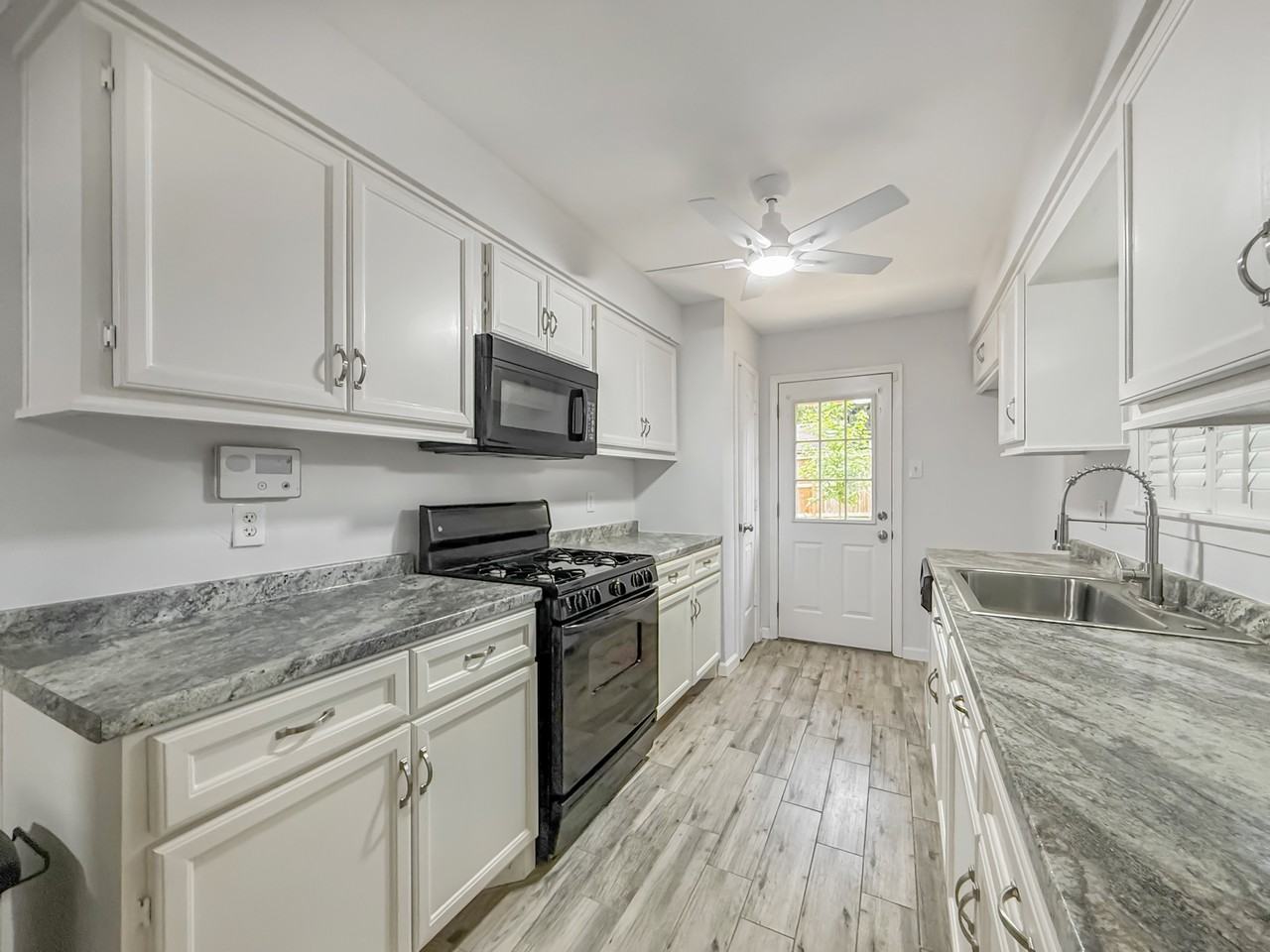 3514 Valerie Ln #1 - Photo 4 of 15