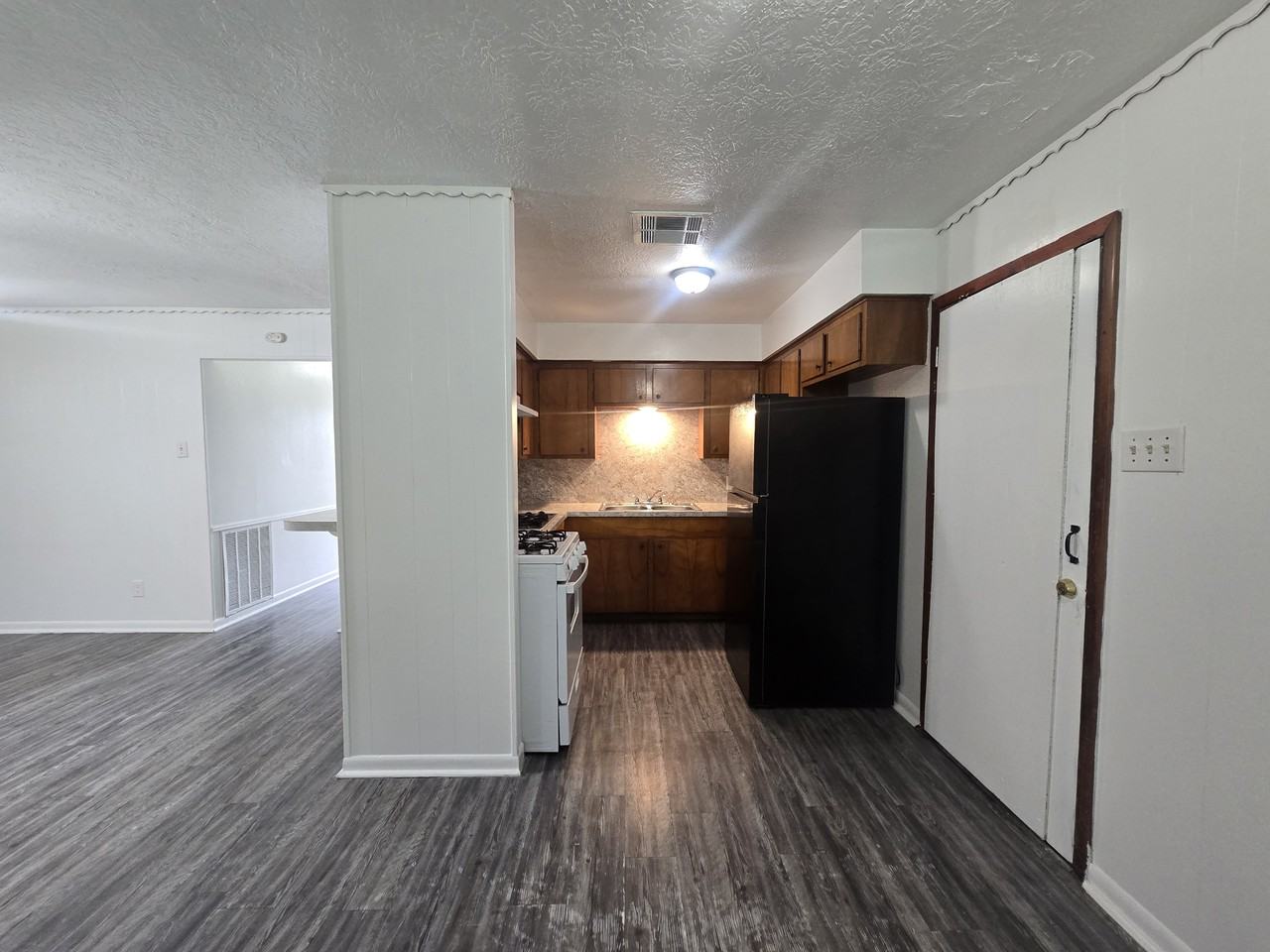 7510 Hummingbird Ln #1 - Photo 4 of 14
