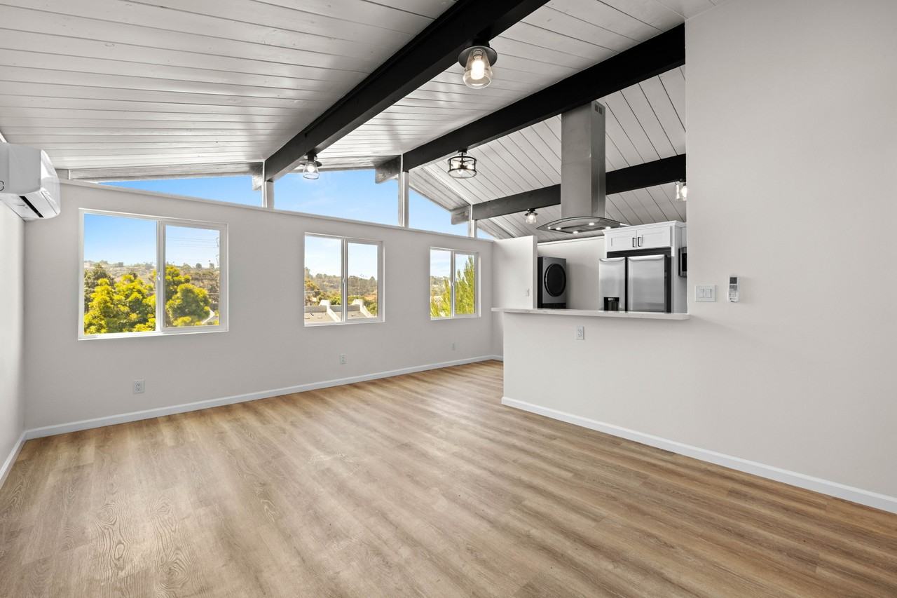 1144 Eureka St #1144 - Photo 2 of 12