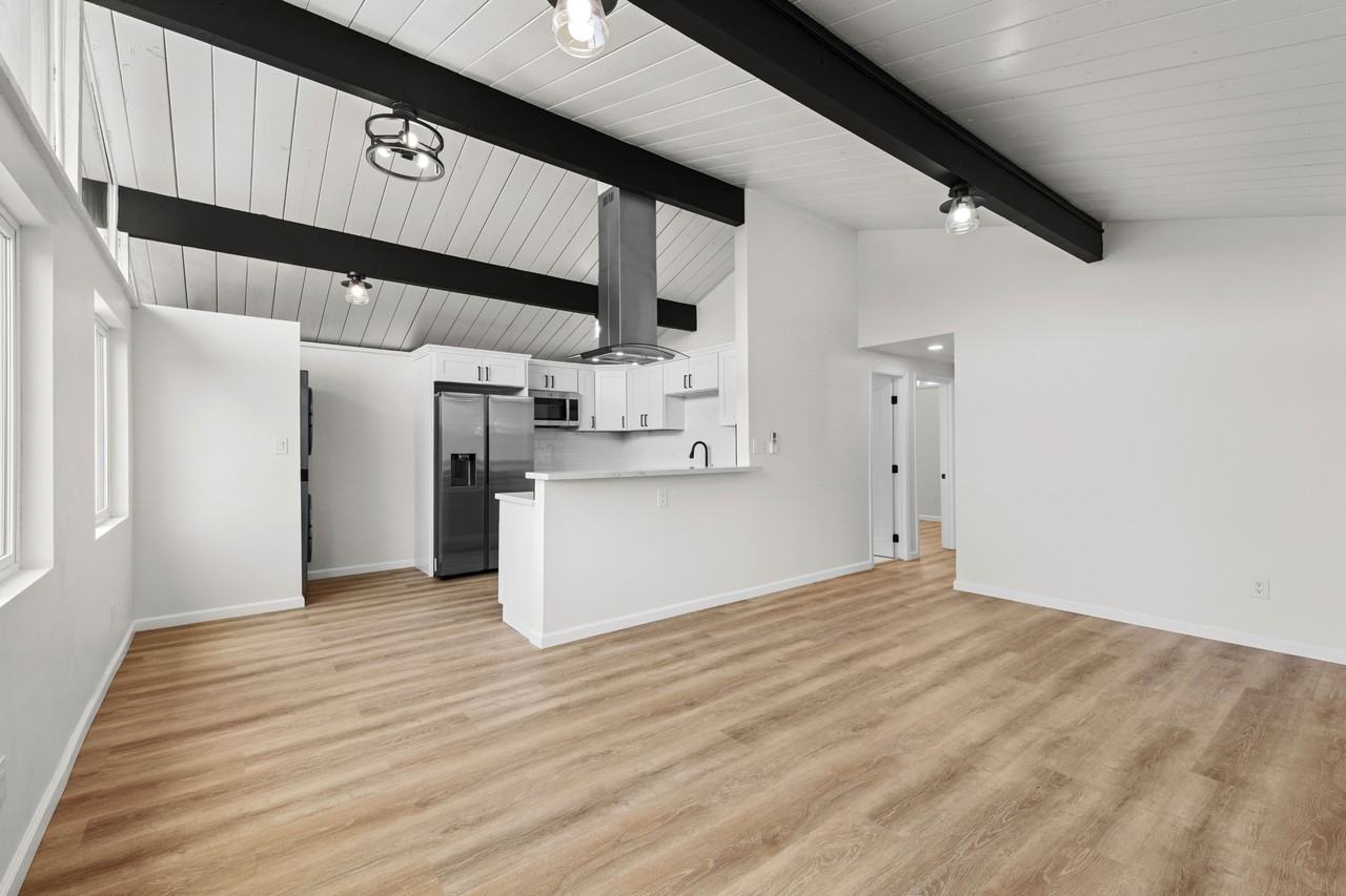 1144 Eureka St #1144 - Photo 3 of 12