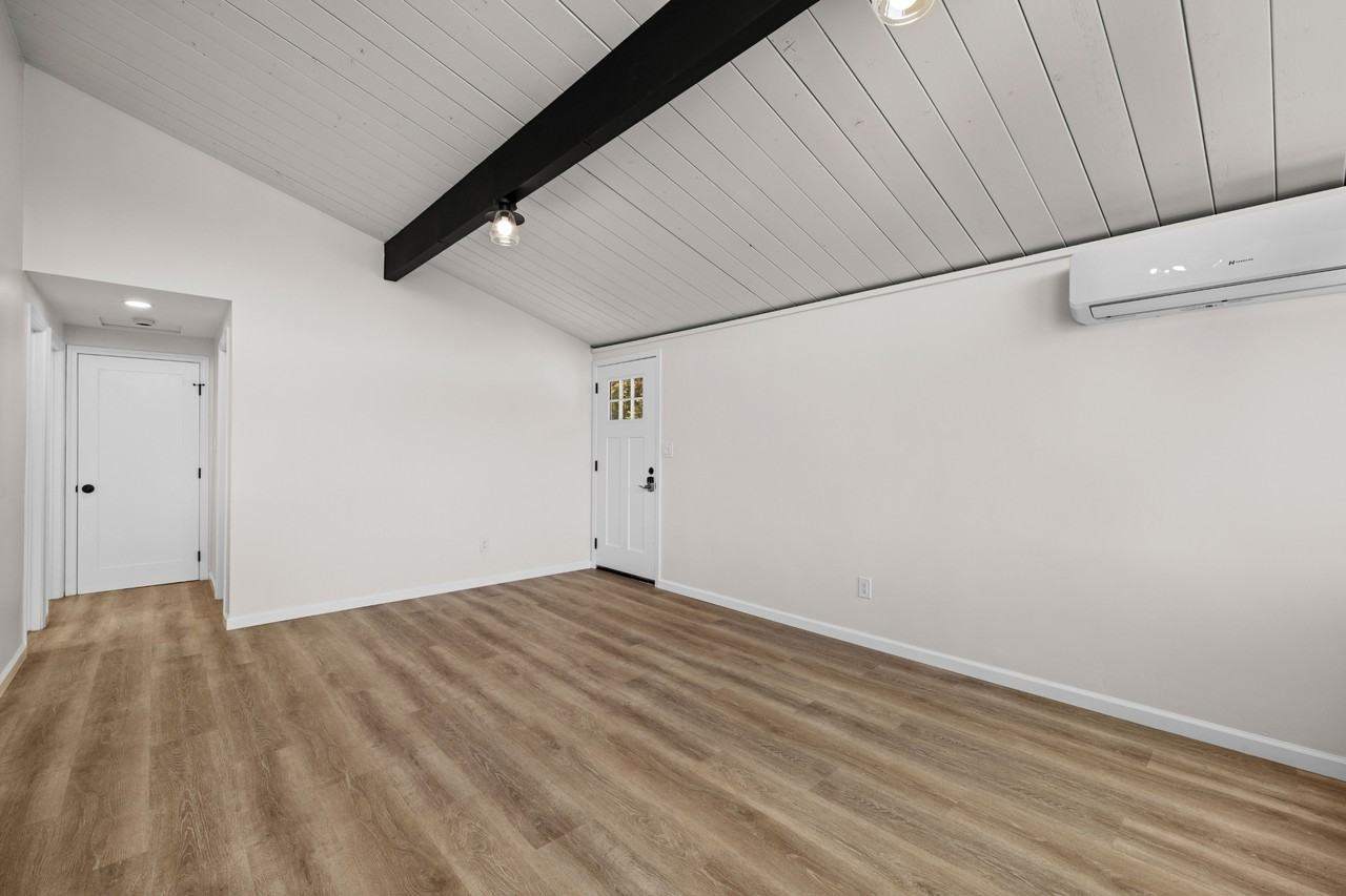 1144 Eureka St #1144 - Photo 4 of 12