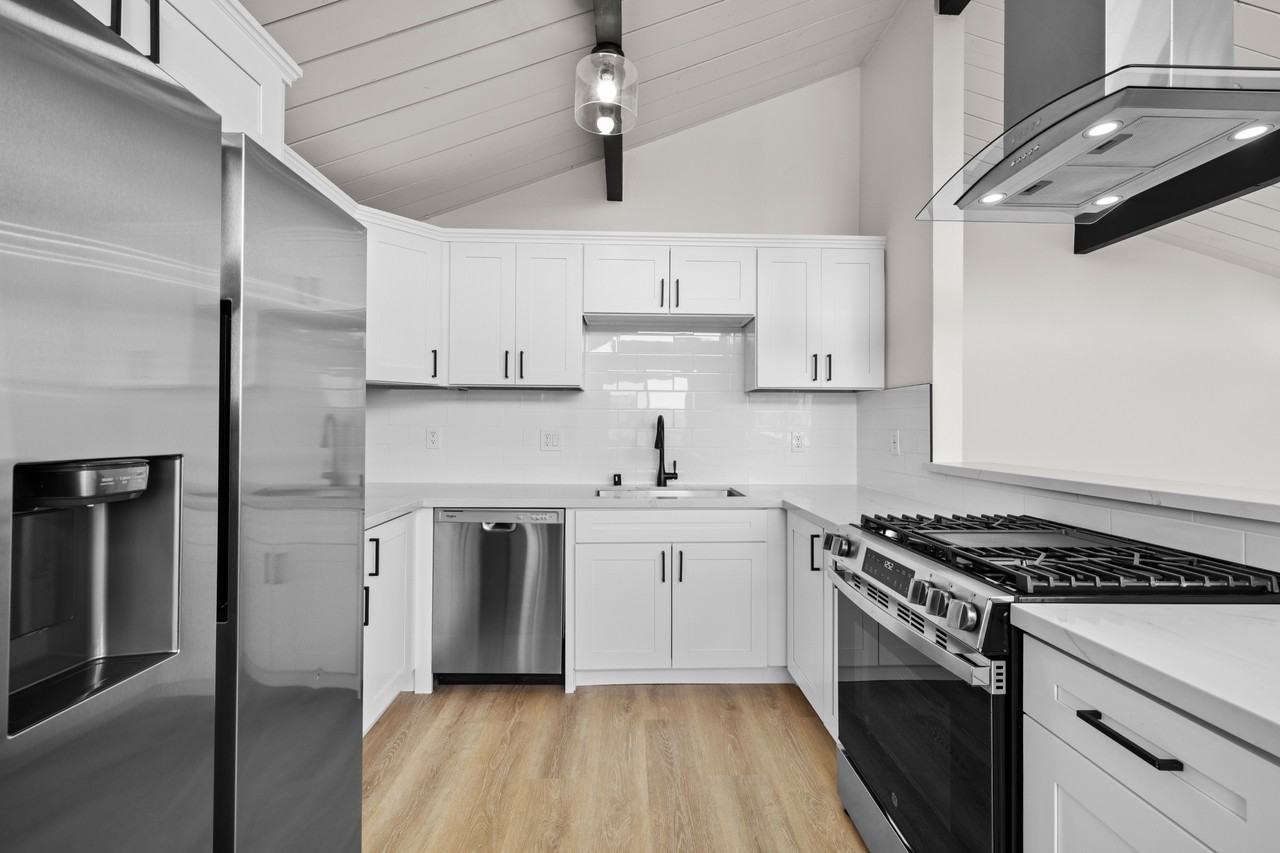 1144 Eureka St #1144 - Photo 5 of 12