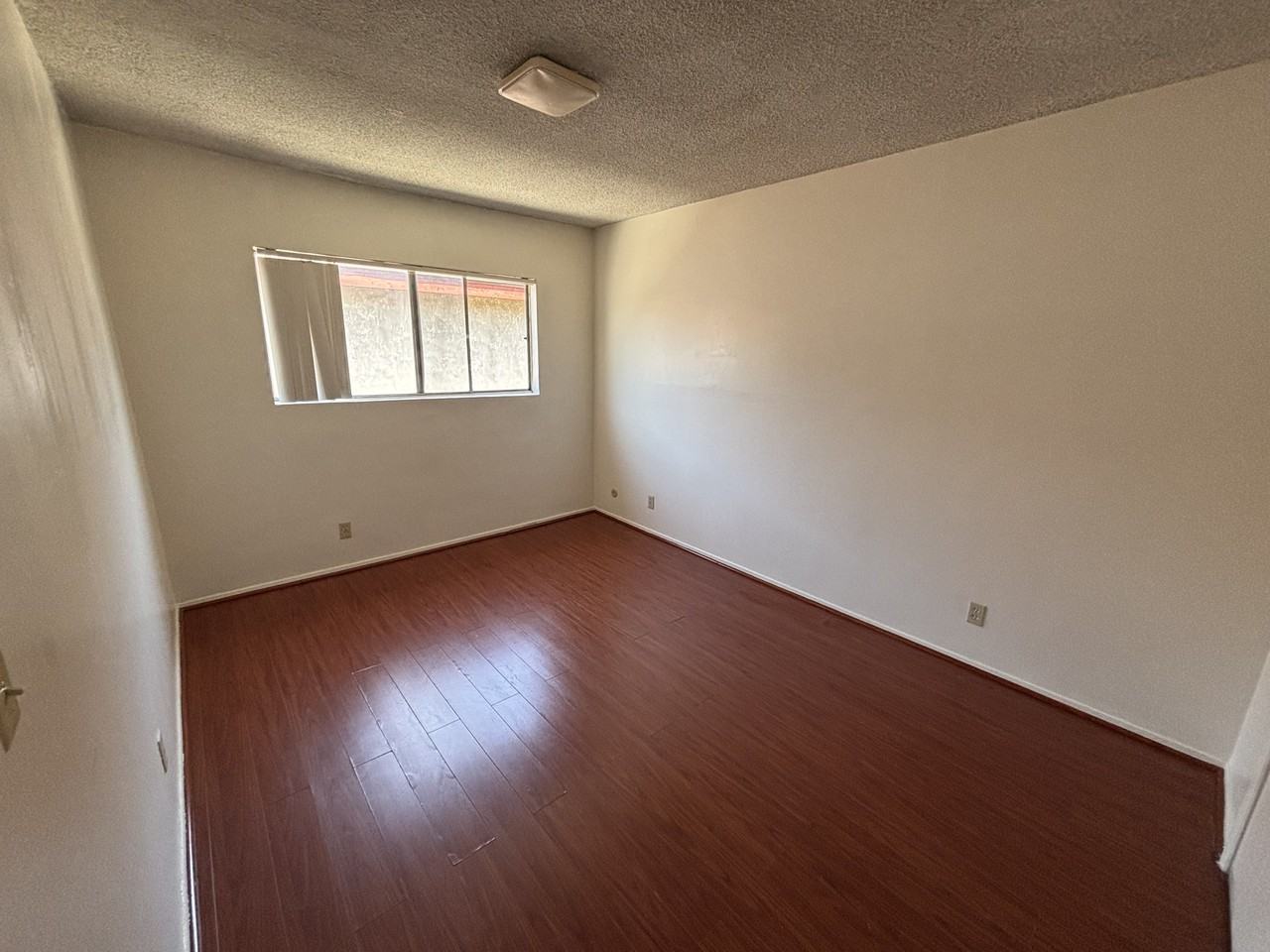 5213 Meridian Street - Photo 5 of 17