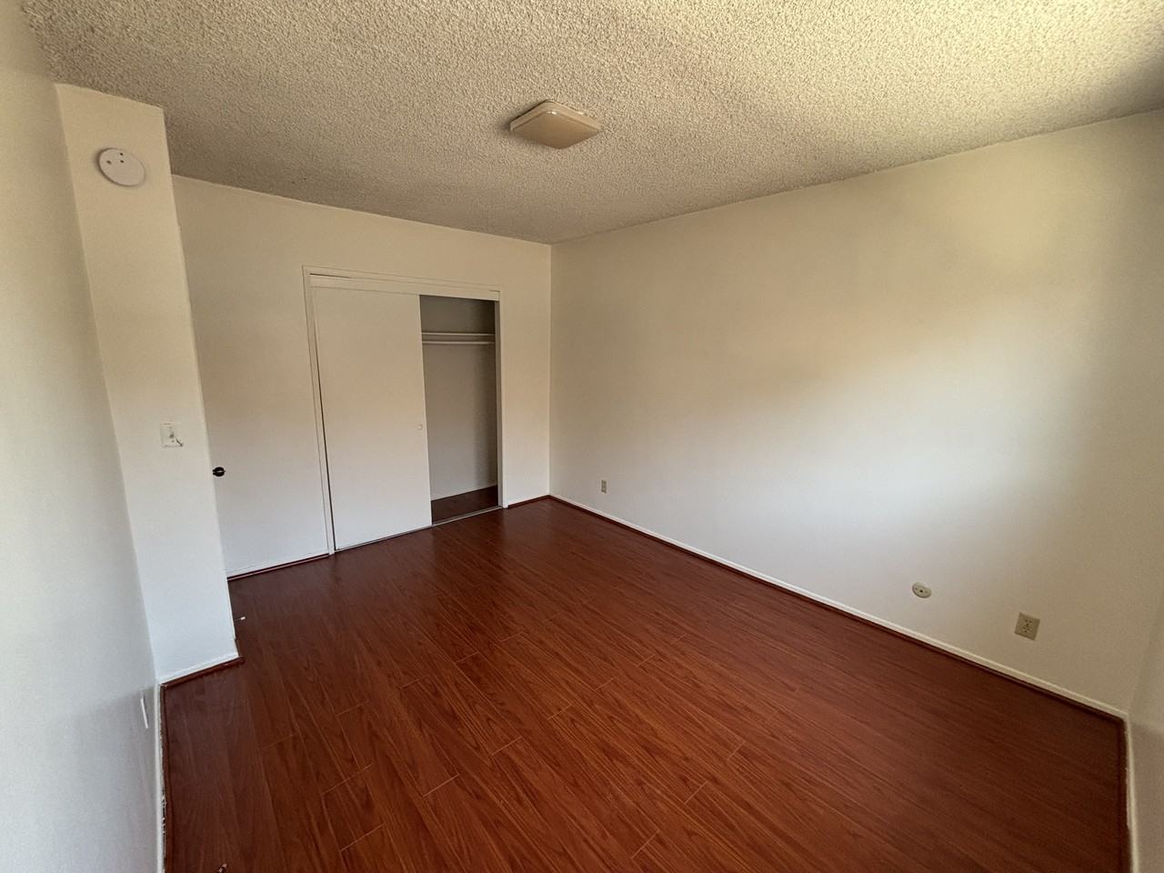 5213 Meridian Street - Photo 3 of 17