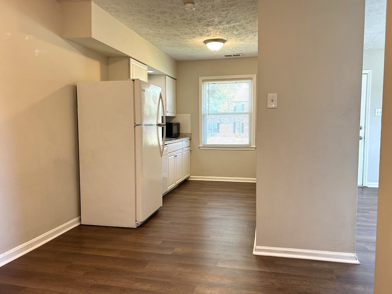 1286 Centre Pkwy #1 - Photo 6 of 22
